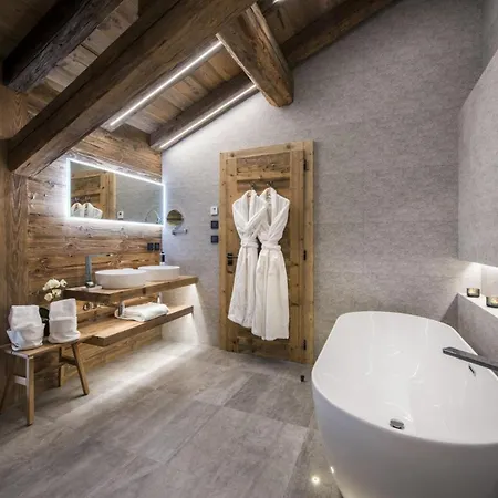 Heights: Experience Chalet Grandeur *