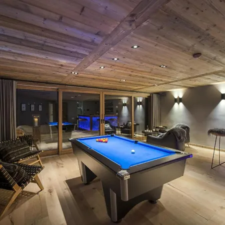 Apartment Heights: Experience Chalet Grandeur Zermatt